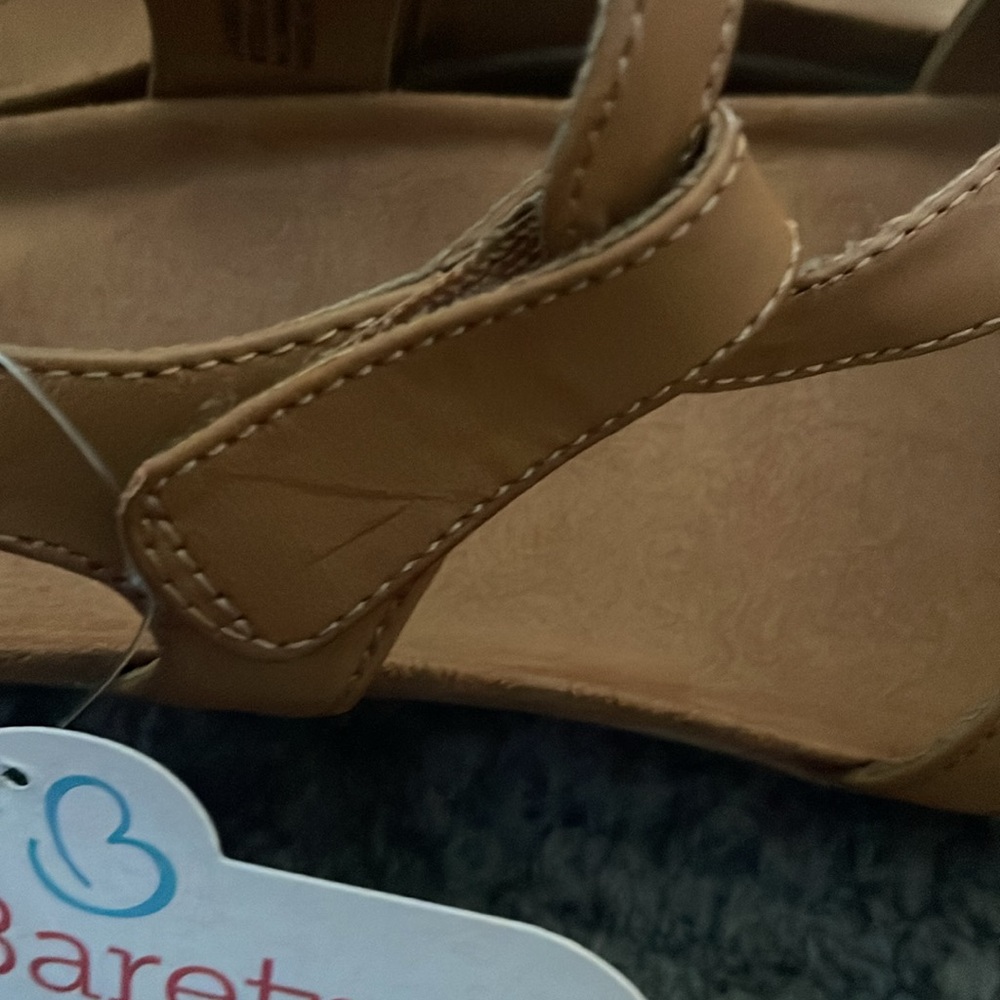 NWT Baretraps  Brown Strappy Sandals Size 9 - Picture 6 of 6